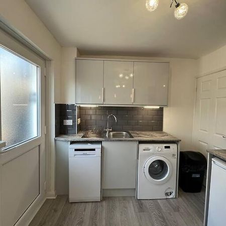 Welsh Getaway Home No 2 - 10 Mins To Bike Park Wales Мертир-Тидвилл Экстерьер фото