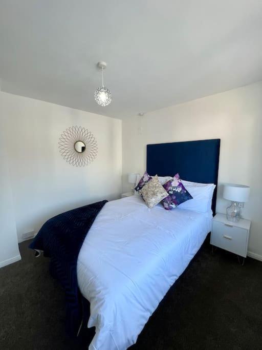 Welsh Getaway Home No 2 - 10 Mins To Bike Park Wales Мертир-Тидвилл Экстерьер фото