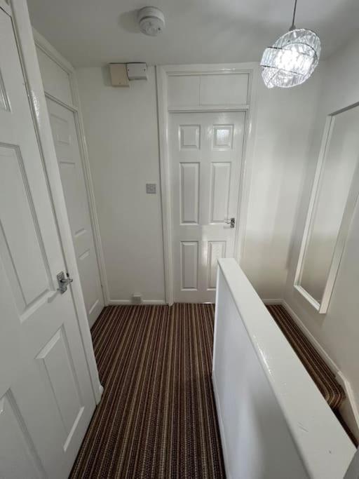 Welsh Getaway Home No 2 - 10 Mins To Bike Park Wales Мертир-Тидвилл Экстерьер фото
